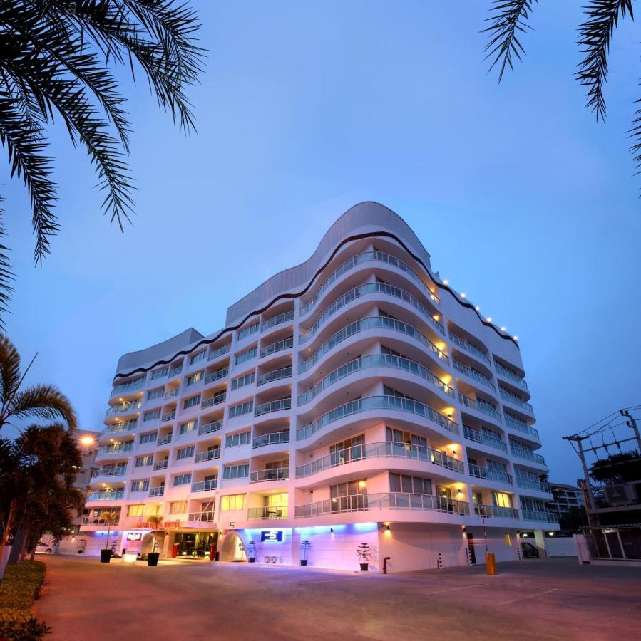 Nova Suites Pattaya By Compass Hospitality Exterior photo